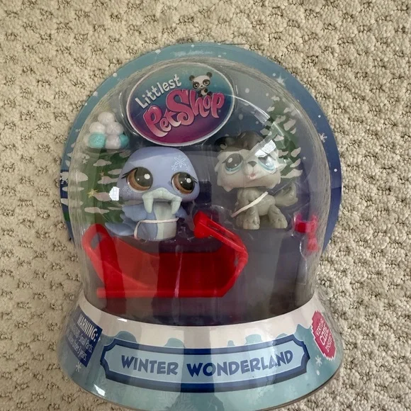 Littlest Pet Shop Winter Wonderland Set - Picture 1 of 2